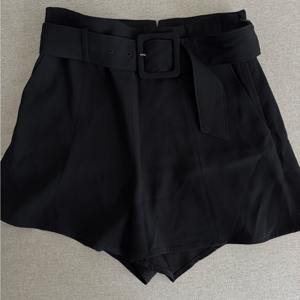 Babaton Black High-Waist Belted Skort